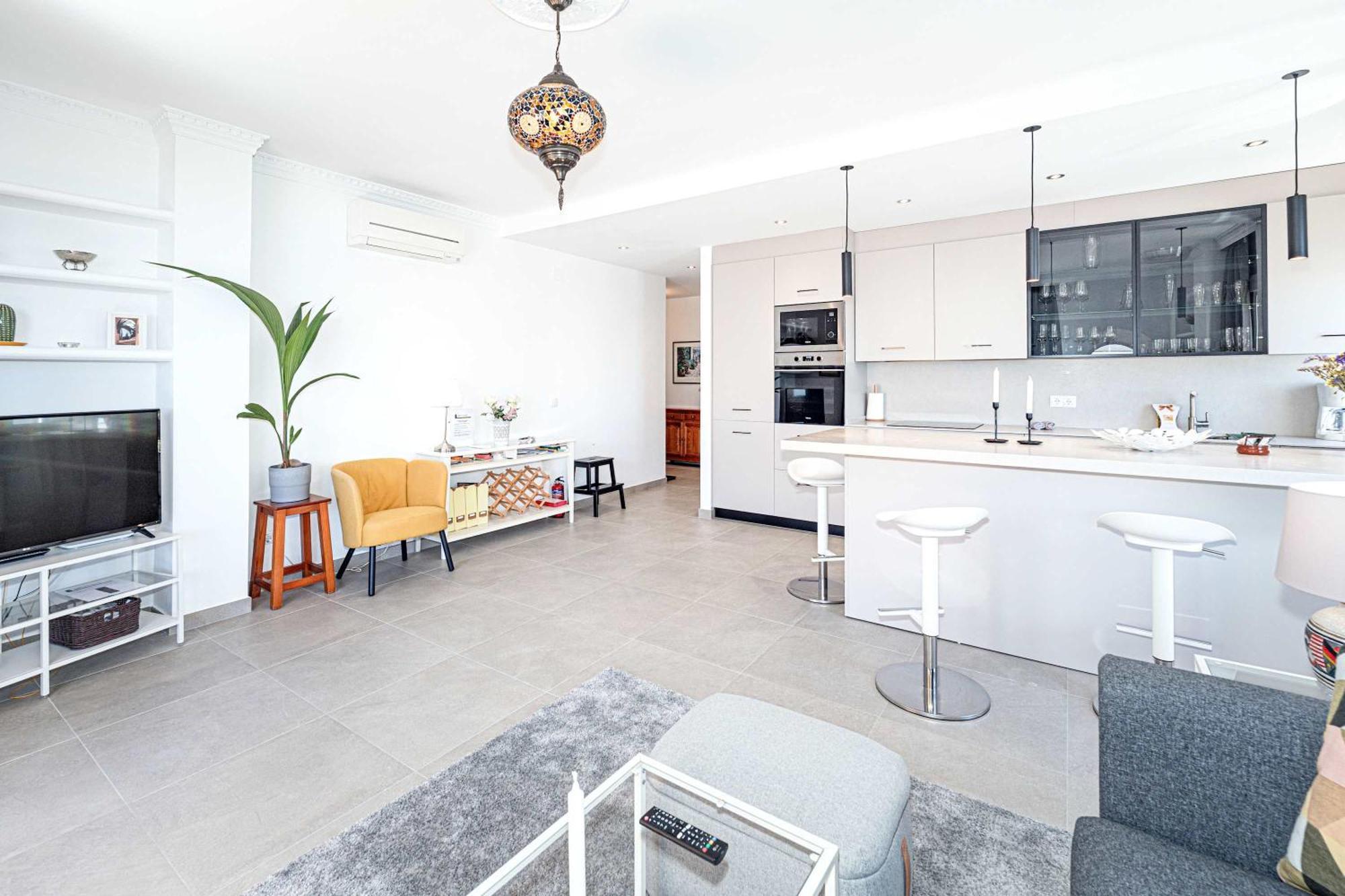 Toboso 1 Apartment เนร์คา ภายนอก รูปภาพ